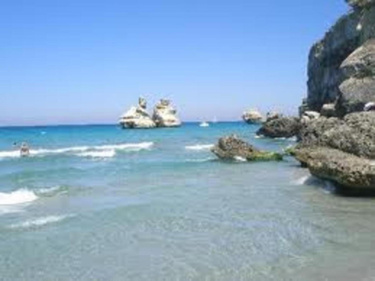 Bilocale A 50 Mt. Dalla Spiaggia 28 Torre dell'Orso Exterior foto